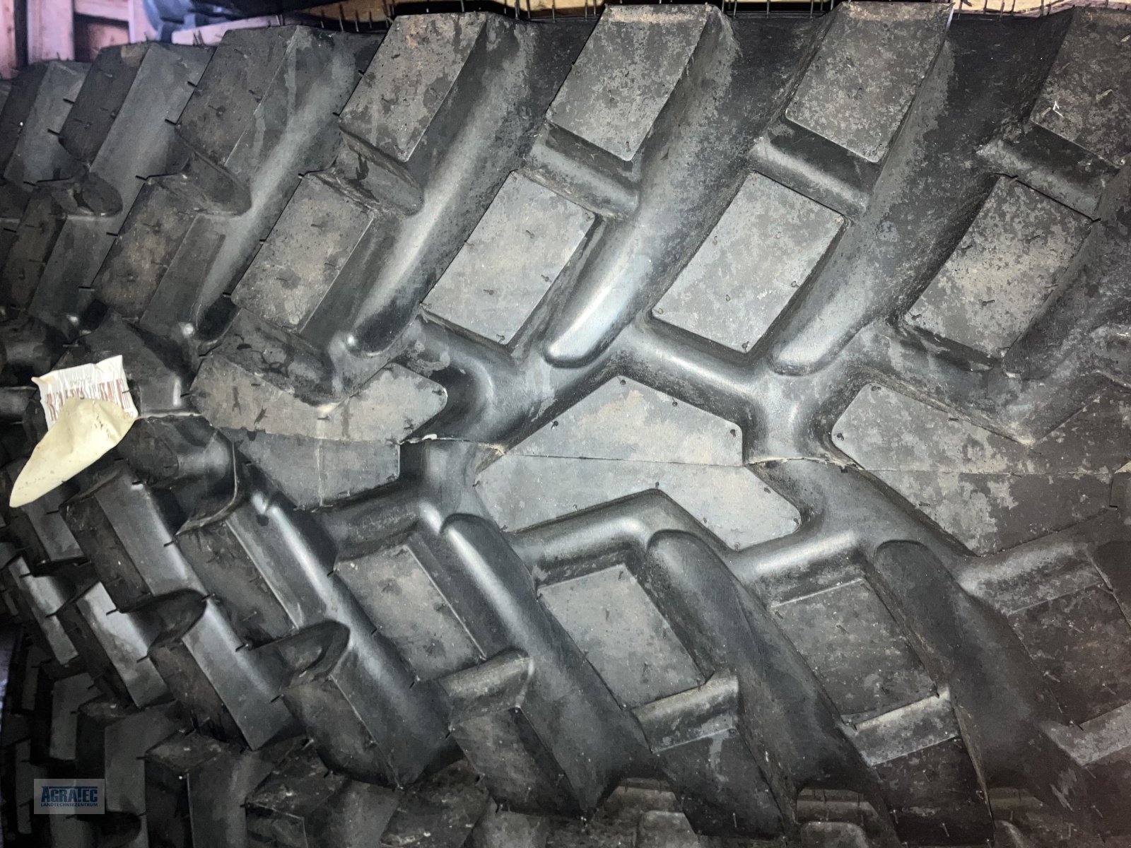 Komplettradsatz of the type BKT Kommunalräder, Neumaschine in Salching bei Straubing (Picture 4)