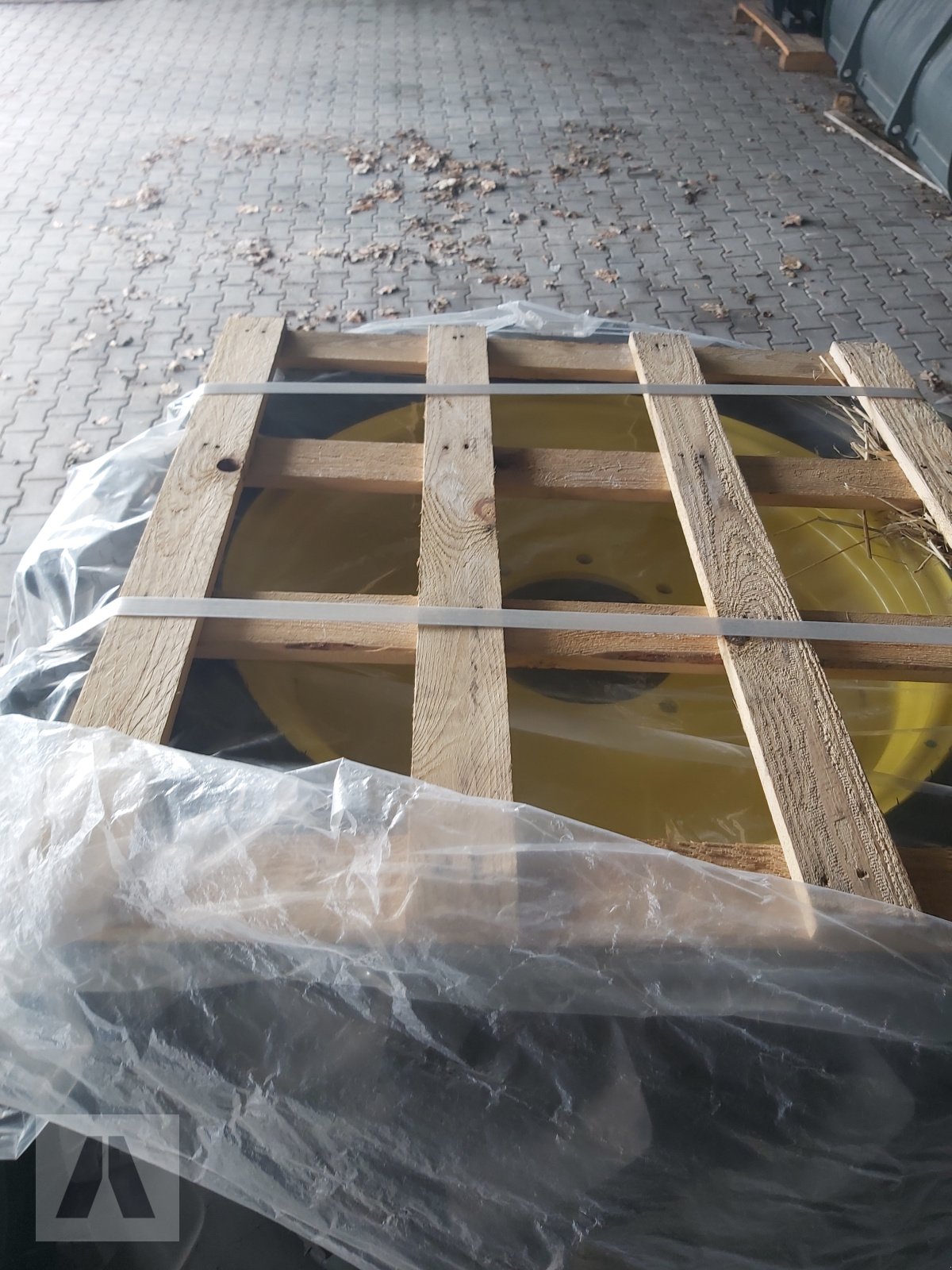 Komplettradsatz des Typs Ceat Farmax Pflegeräder, Neumaschine in Schwabmünchen (Bild 4)