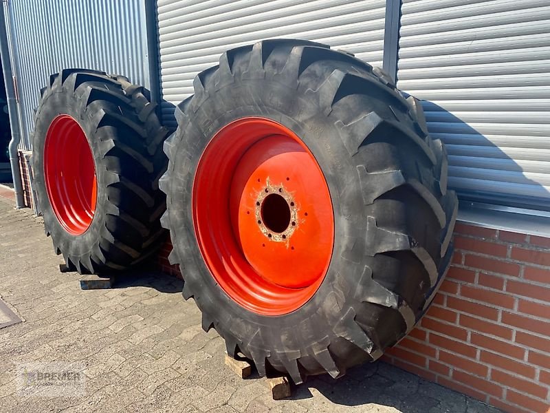 Komplettradsatz Türe ait CLAAS 520/85 R 38, 20.8 R 38, Michelin, Claas, John Deere, IHC, Case-IH, 275 8-Loch Kock-Felge, Gebrauchtmaschine içinde Asendorf (resim 2)
