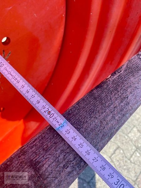 Komplettradsatz Türe ait CLAAS 520/85 R 38, 20.8 R 38, Michelin, Claas, John Deere, IHC, Case-IH, 275 8-Loch Kock-Felge, Gebrauchtmaschine içinde Asendorf (resim 16)