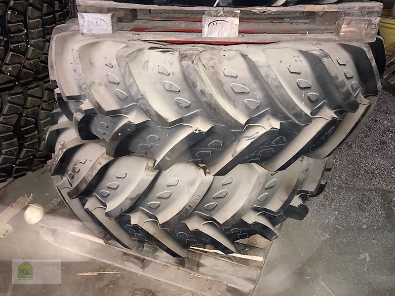 Komplettradsatz του τύπου CLAAS Kleber 380/85R28 und 18,4R38 kompletter Radsatz, Neumaschine σε Salsitz (Φωτογραφία 1)