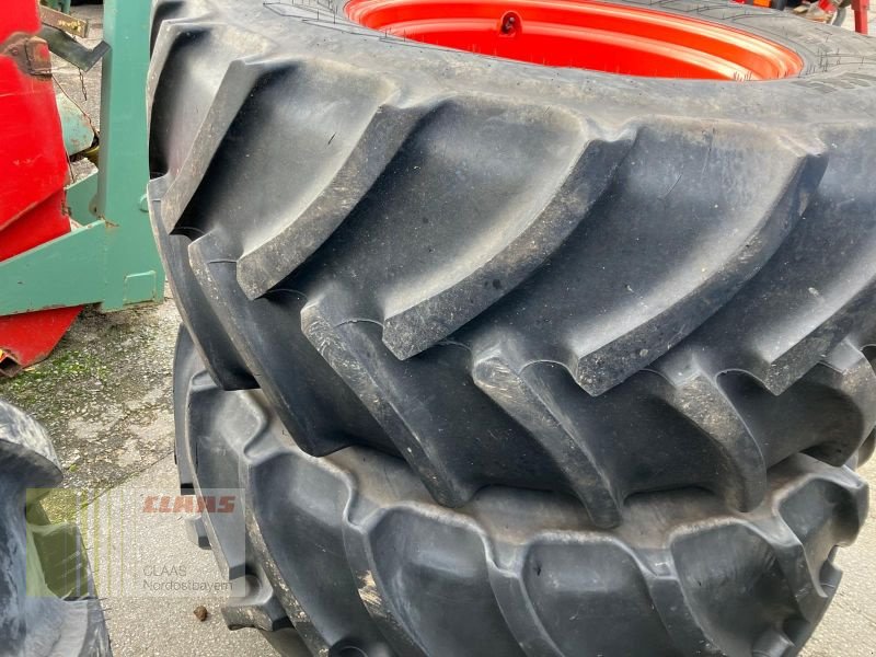 Komplettradsatz des Typs CLAAS KRS 540/65R28 650/65R38 MITAS, Neumaschine in Cham (Bild 2)