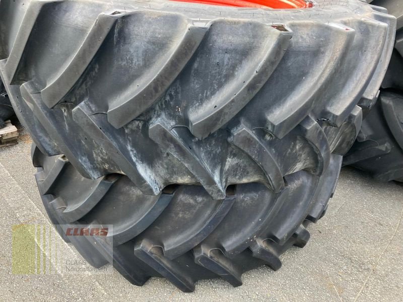 Komplettradsatz des Typs CLAAS KRS 540/65R28 650/65R38 MITAS, Neumaschine in Cham (Bild 1)