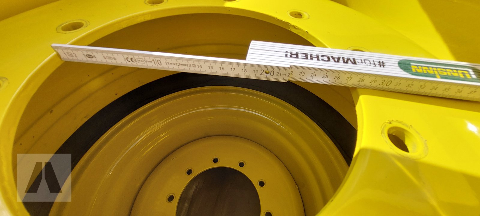 Komplettradsatz des Typs Continental 710/70R38 + 600/65R28, Neumaschine in Schwabmünchen (Bild 5)