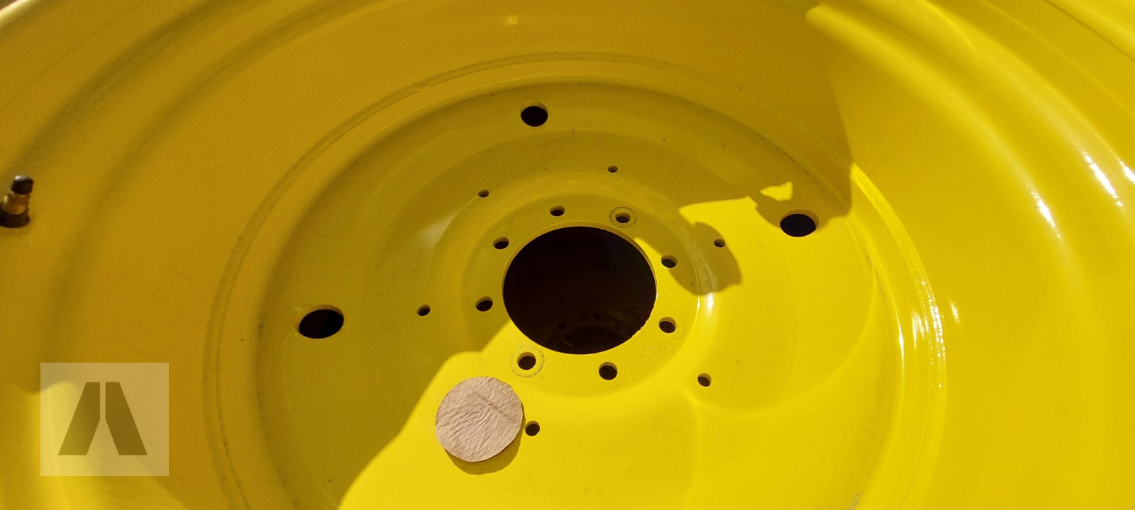 Komplettradsatz des Typs Continental 710/70R38 + 600/65R28, Neumaschine in Schwabmünchen (Bild 10)