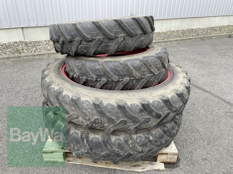 Komplettradsatz van het type Fendt TAURUS 270/95 R42 u. 11.2R24, Gebrauchtmaschine in Bamberg (Foto 2)