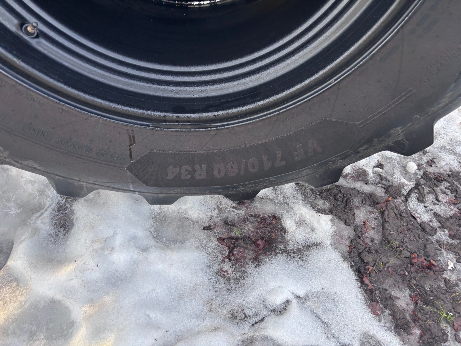 Komplettradsatz des Typs Fendt VF710/60R34 u. VF900/60R42 MI, Gebrauchtmaschine in Voitze (Bild 5)