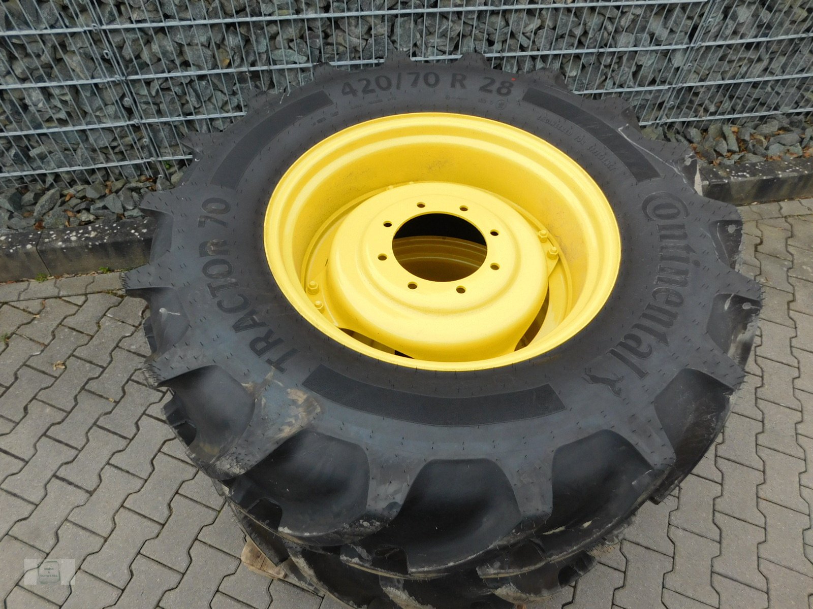 Komplettradsatz του τύπου GKN 420/70R28, Neumaschine σε Gross-Bieberau (Φωτογραφία 1)