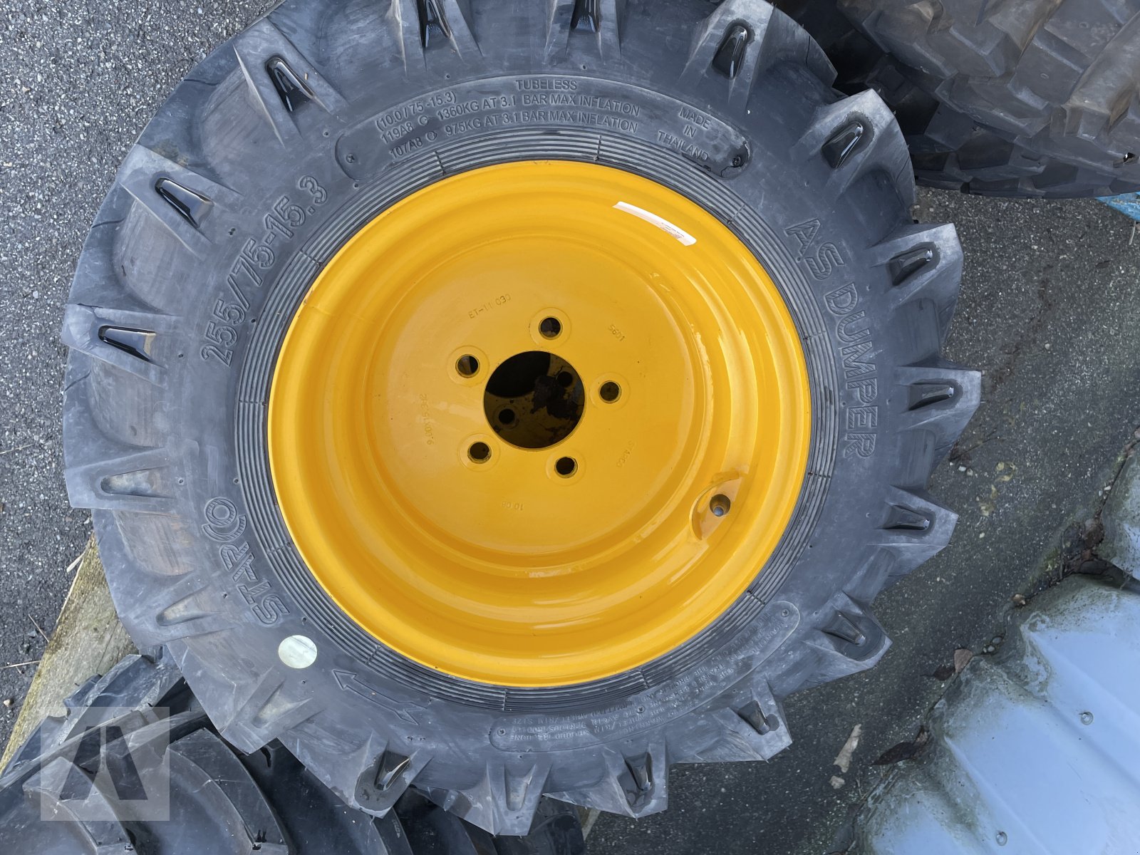 Komplettradsatz του τύπου JCB 4Stück 255/75-15.3, Neumaschine σε Eggenfelden (Φωτογραφία 5)