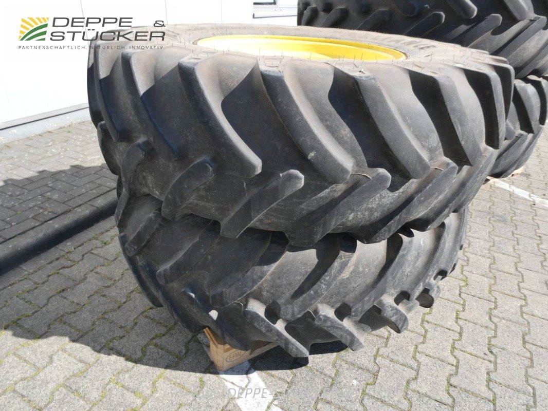Komplettradsatz des Typs John Deere für Feldhäcksler: VF710/70R42 + 500/85R30, Gebrauchtmaschine in Lauterberg/Barbis (Bild 1)