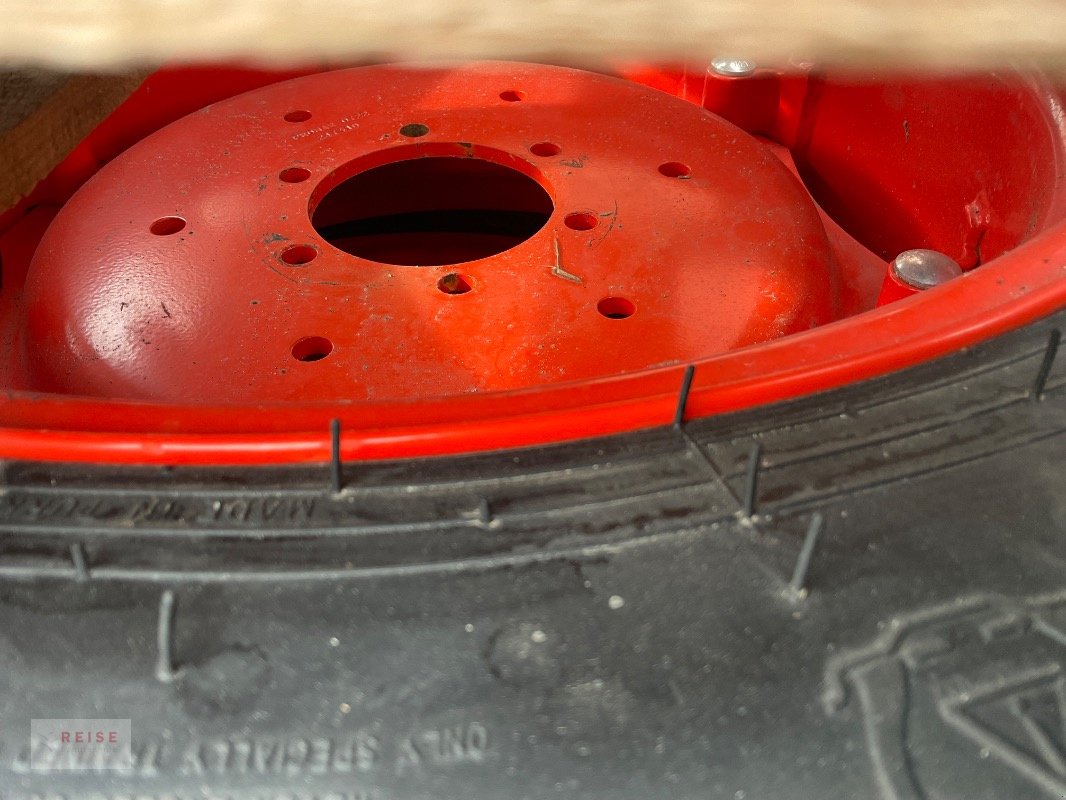 Komplettradsatz typu Kioti 360/70R24 + 280/70R16, Neumaschine v Lippetal / Herzfeld (Obrázek 4)