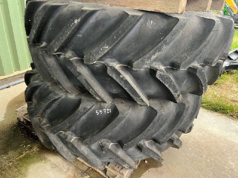 Komplettradsatz des Typs Michelin 480/70R30, Gebrauchtmaschine in ARLES (Bild 2)