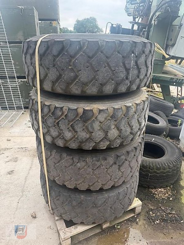 Komplettradsatz του τύπου Michelin XZL 365/85R20 Felge Unimog U1600 13x20, Gebrauchtmaschine σε Fitzen (Φωτογραφία 2)