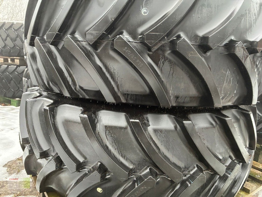 Komplettradsatz of the type Mitas 540/65 R38 und 440/65 R28, Neumaschine in Bordesholm (Picture 8)