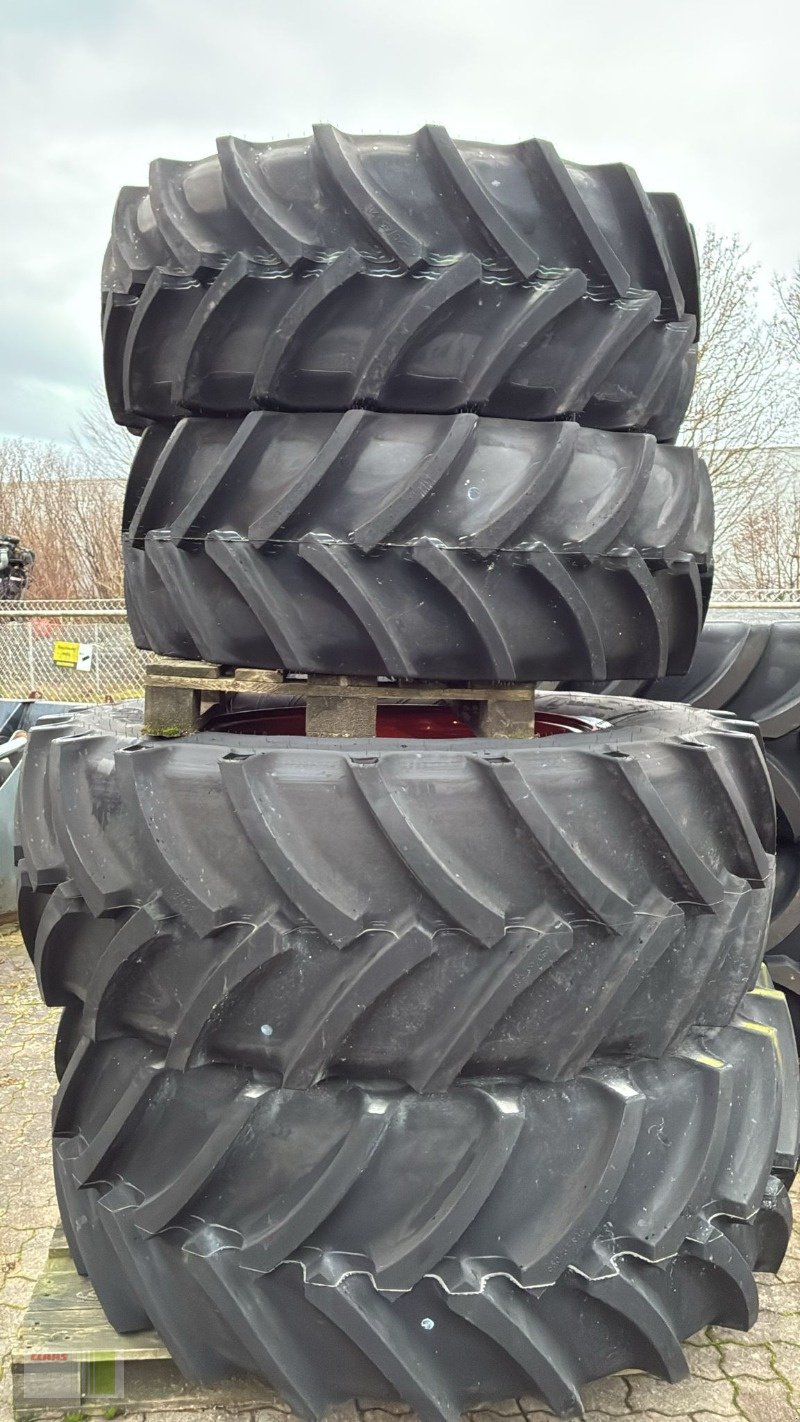 Komplettradsatz des Typs Mitas 650/65 R38 - 540/65 R28, Neumaschine in Bordesholm (Bild 1)