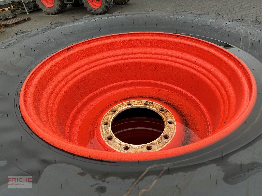 Komplettradsatz of the type Mitas 680/85R32 AC 70 G, Neumaschine in Bockel - Gyhum (Picture 7)