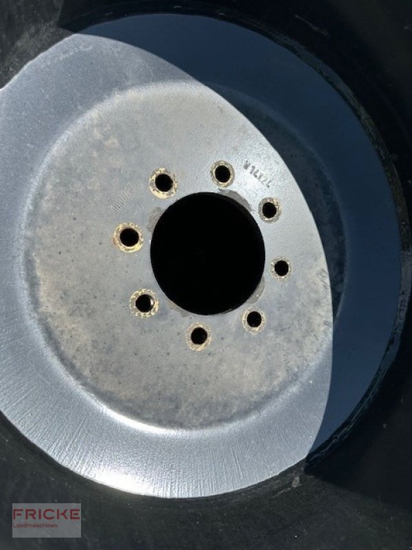 Komplettradsatz van het type Nokian 2x 440/80 R24 Nokian Räder, Gebrauchtmaschine in Bockel - Gyhum (Foto 6)