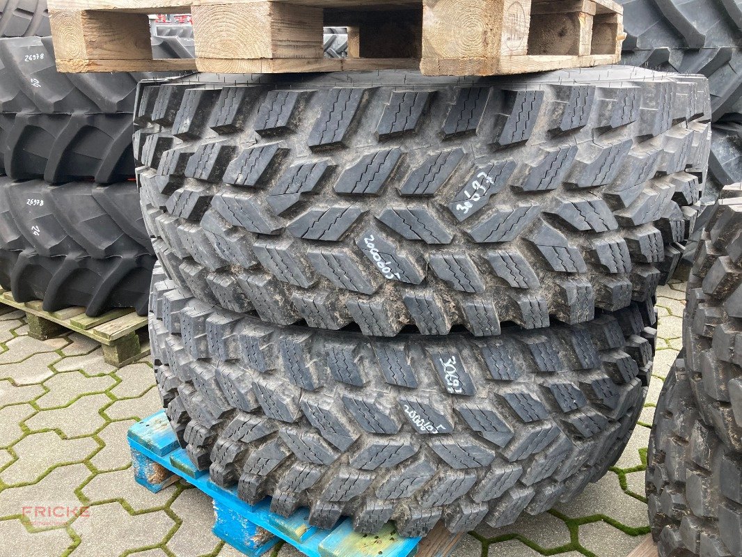 Komplettradsatz van het type Nokian 2x 440/80 R24 Nokian Räder, Gebrauchtmaschine in Bockel - Gyhum (Foto 1)