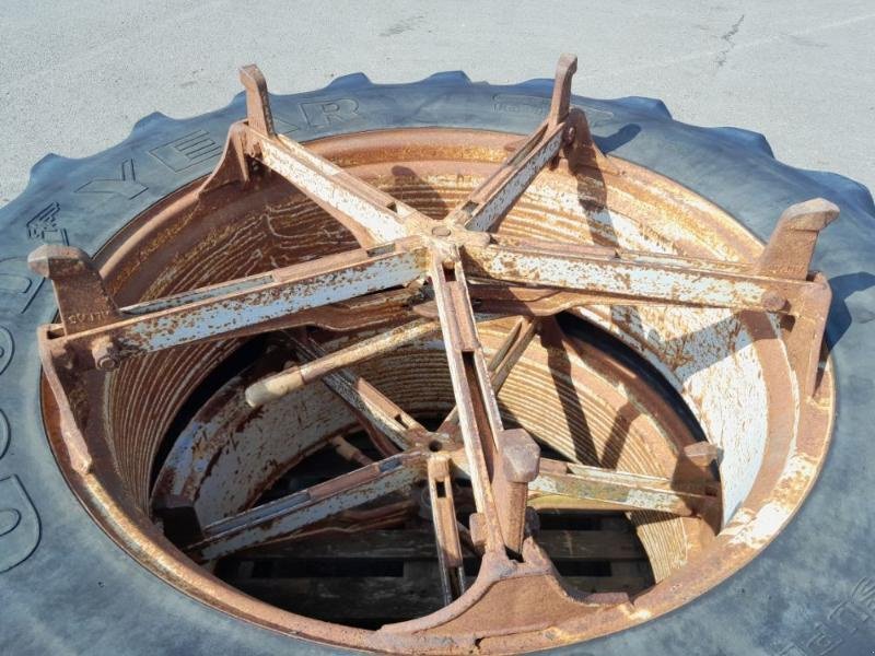 Komplettradsatz typu Sonstige 16,9X38, Gebrauchtmaschine v ANTIGNY (Obrázek 1)