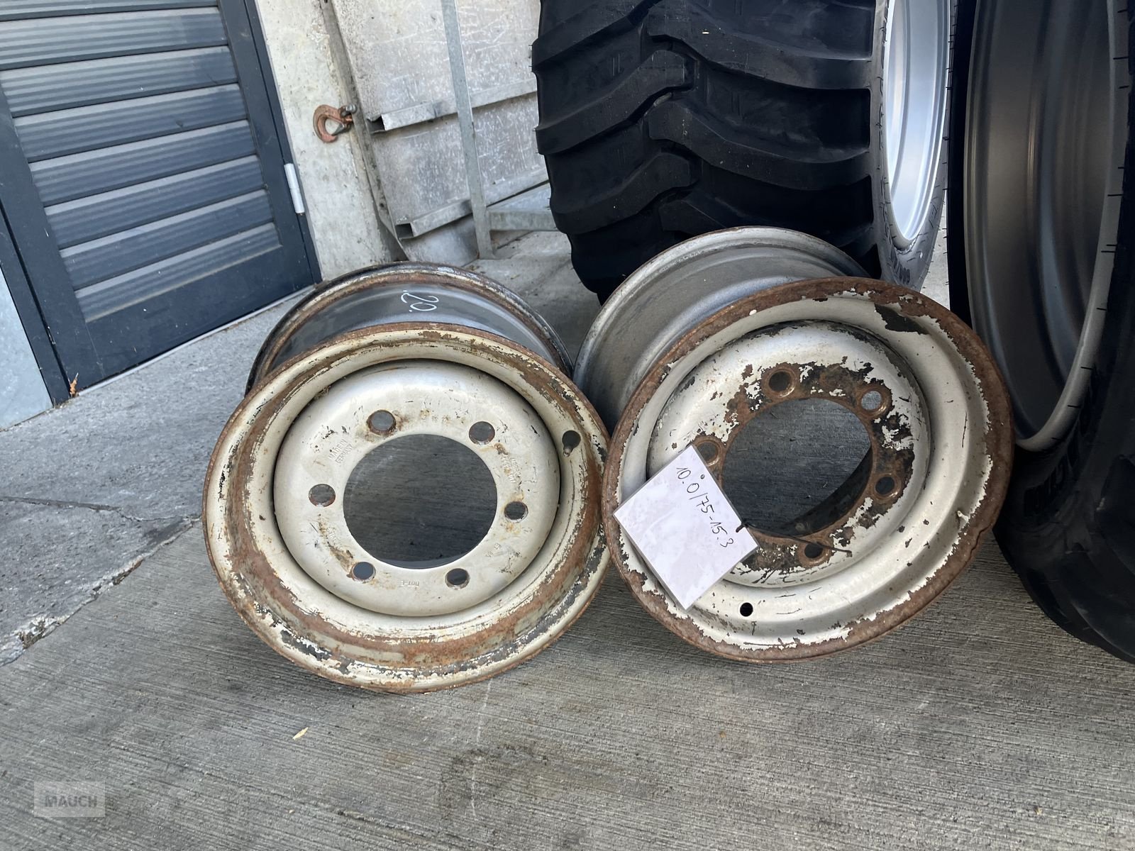 Komplettradsatz typu Sonstige 2x 6-Loch Felgen 9.00x15.3 ET80, Gebrauchtmaschine v Burgkirchen (Obrázek 1)