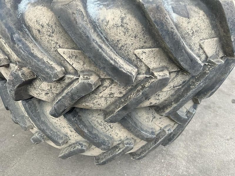 Komplettradsatz of the type Sonstige Zwillingsräder 18.4R34+520/85R46, Gebrauchtmaschine in Ostercappeln (Picture 4)