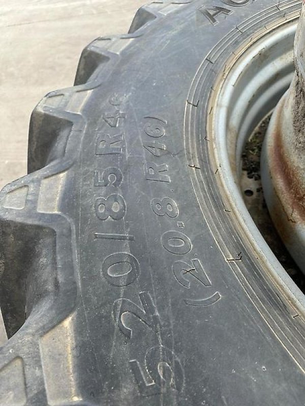 Komplettradsatz of the type Sonstige Zwillingsräder 18.4R34+520/85R46, Gebrauchtmaschine in Ostercappeln (Picture 10)