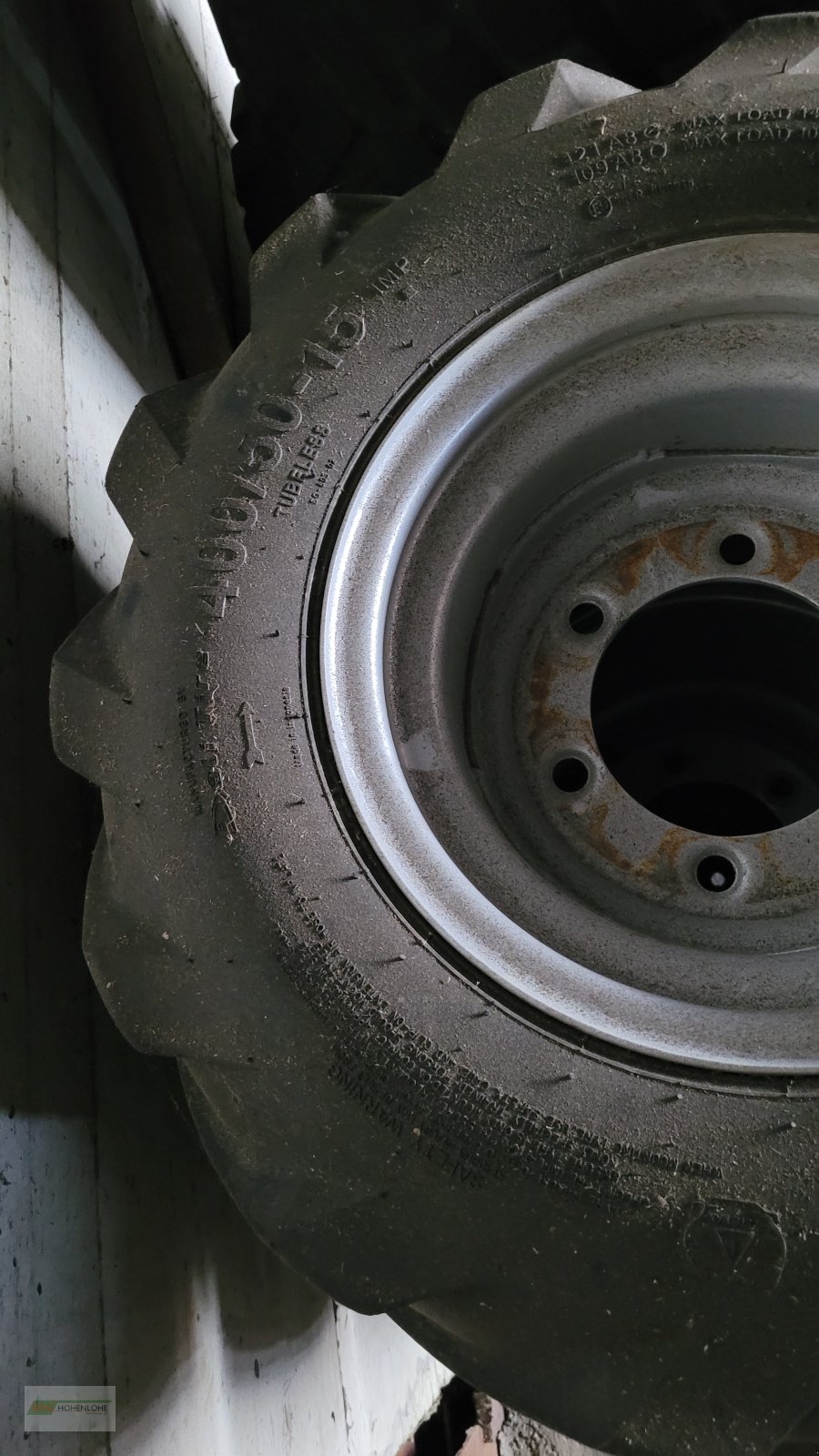 Komplettradsatz des Typs Starco 400/50-15 Komplettrad, Neumaschine in Schwäbisch Hall (Bild 2)