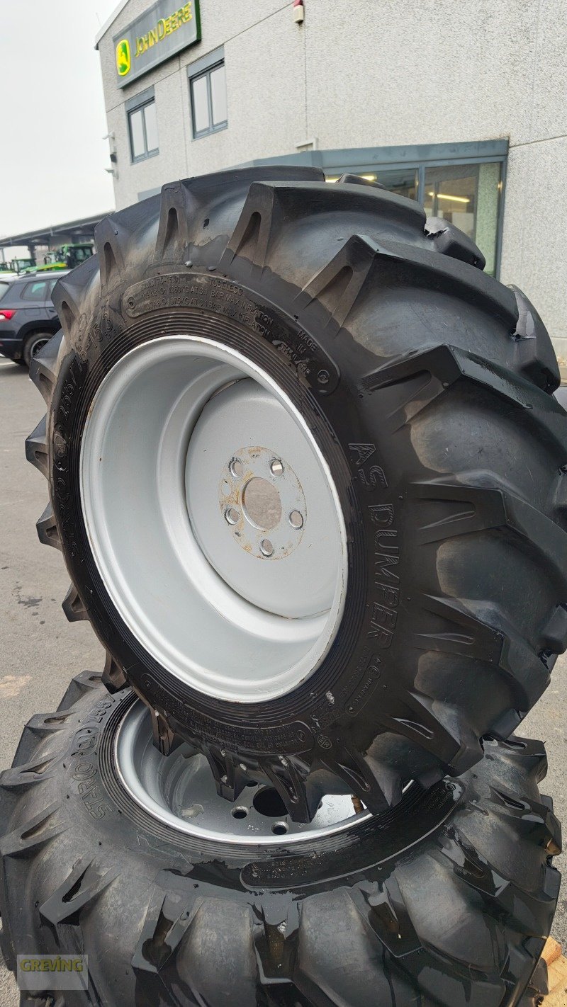 Komplettradsatz des Typs Starco AS DUMPER 255/75-15.3, Gebrauchtmaschine in Euskirchen (Bild 2)