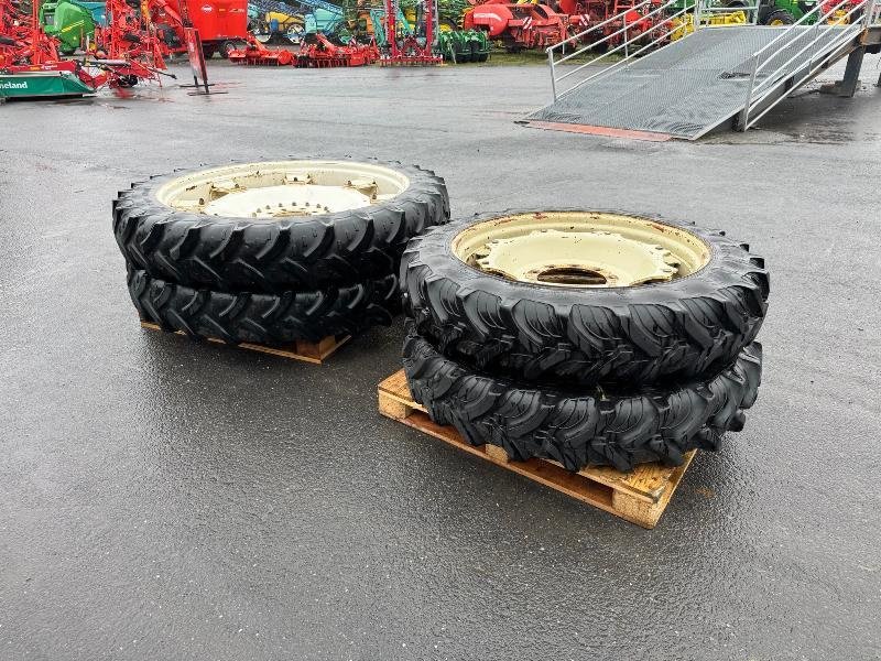 Komplettradsatz del tipo Taurus 12,4R52, Gebrauchtmaschine en ESCAUDOEUVRES (Imagen 3)