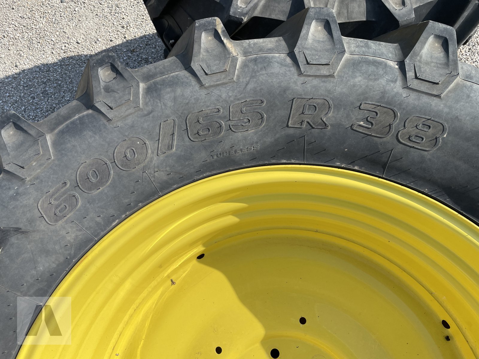 Komplettradsatz of the type Trelleborg 540/65 R24 u. 600/65 R38, Gebrauchtmaschine in Eggenfelden (Picture 6)