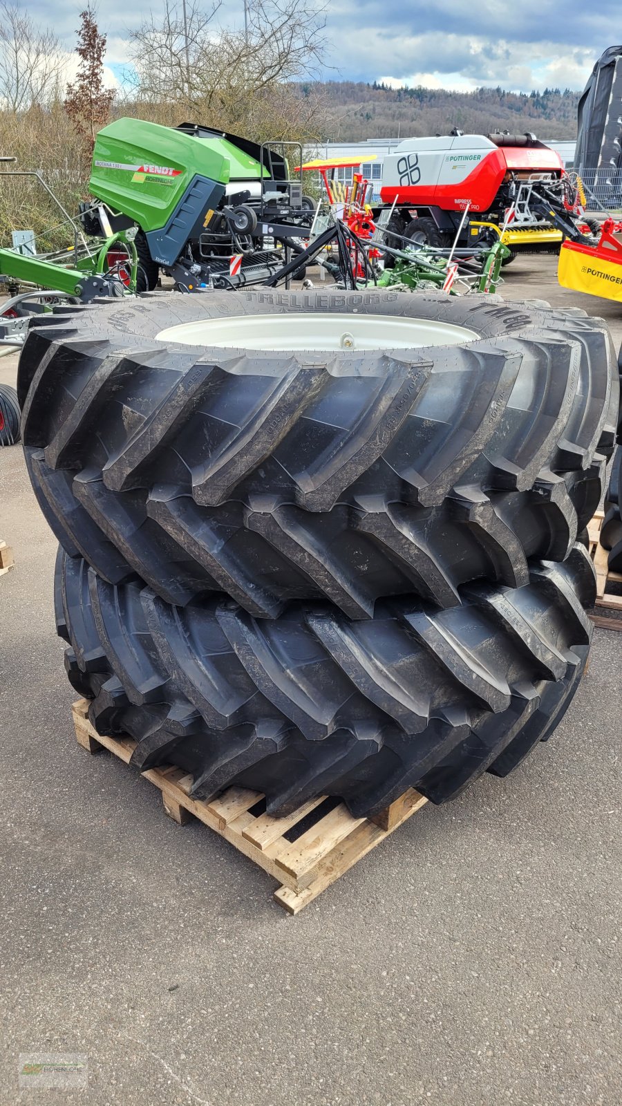 Komplettradsatz tipa Trelleborg TM 800, Neumaschine u Schwäbisch Hall (Slika 1)