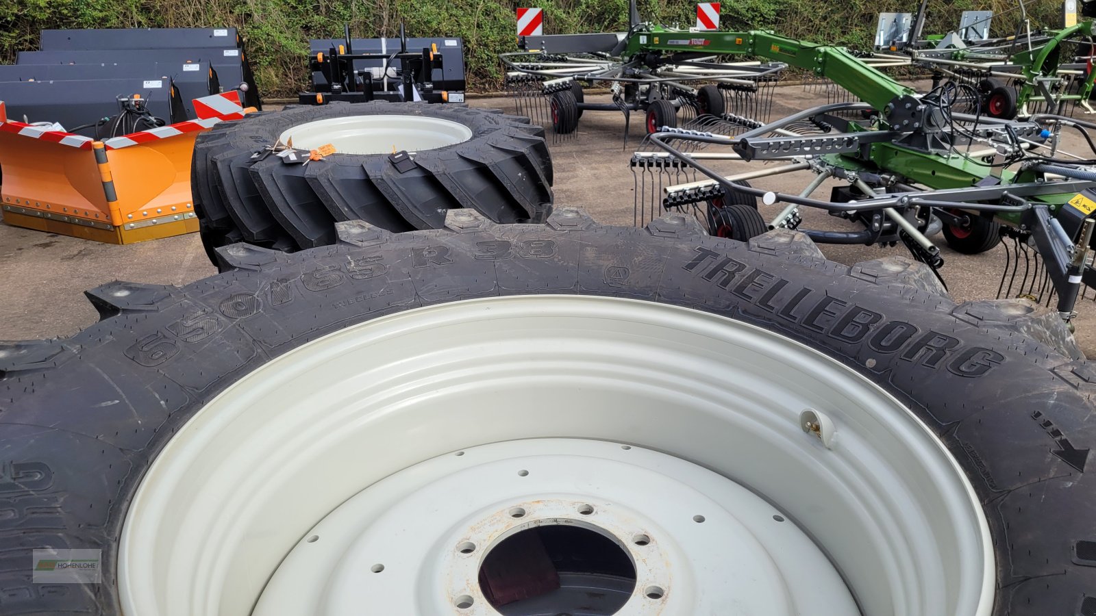 Komplettradsatz tipa Trelleborg TM 800, Neumaschine u Schwäbisch Hall (Slika 2)