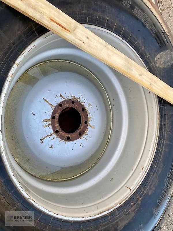 Komplettradsatz typu Trelleborg Twin 404, 750/60-30.5, Gebrauchtmaschine v Asendorf (Obrázek 7)