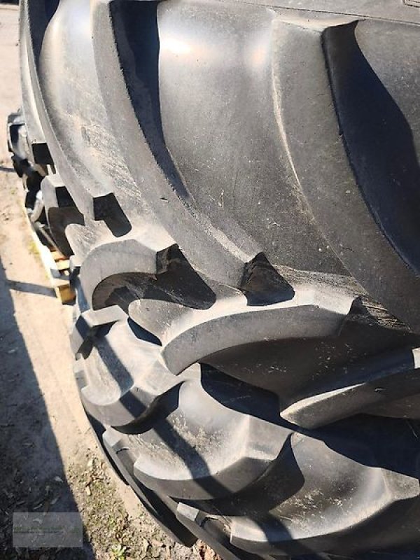 Komplettradsatz Türe ait Vredestein Radsatz New Holland T7 Vredestein Traxion, Gebrauchtmaschine içinde Genthin (resim 2)