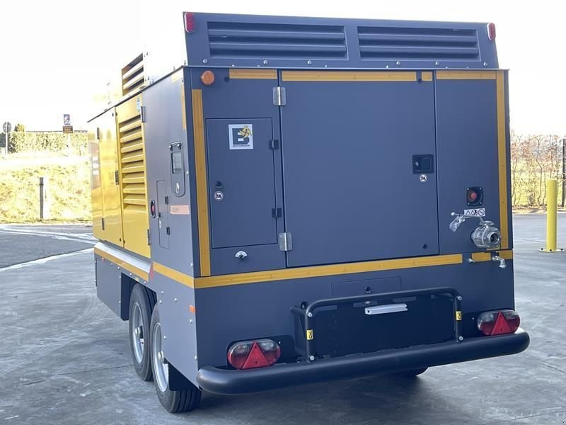 Kompressor от тип Atlas Copco X 28 STAGE V, Neumaschine в Waregem (Снимка 4)