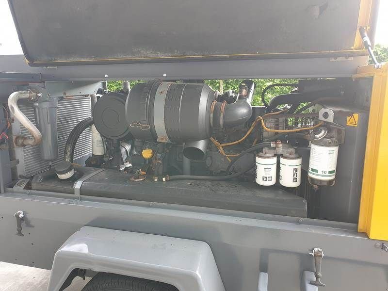 Kompressor tip Atlas Copco XAHS 186 DD - N, Gebrauchtmaschine in Waregem (Poză 10)