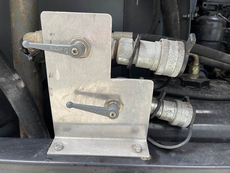 Kompressor van het type Atlas Copco XAHS 236 MD - N, Gebrauchtmaschine in Waregem (Foto 10)