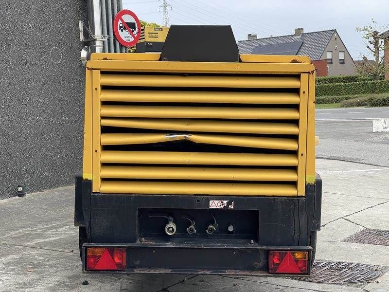 Kompressor van het type Atlas Copco XAHS 236 MD - N, Gebrauchtmaschine in Waregem (Foto 4)