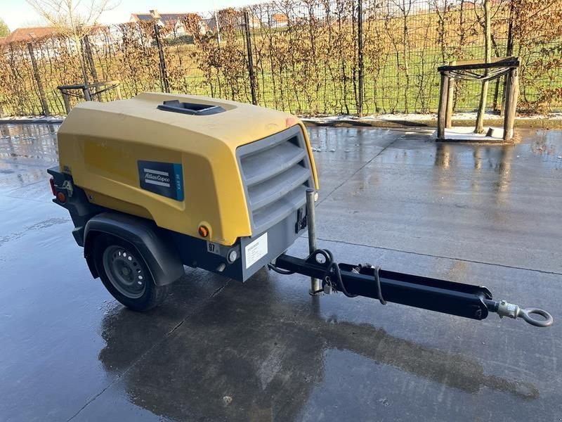 Kompressor van het type Atlas Copco XAS 38 KD, Gebrauchtmaschine in Waregem (Foto 4)