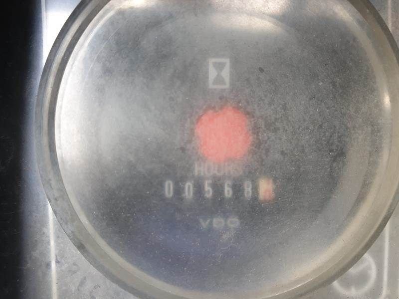 Kompressor от тип Atlas Copco XAS 47 KD, Gebrauchtmaschine в Waregem (Снимка 10)