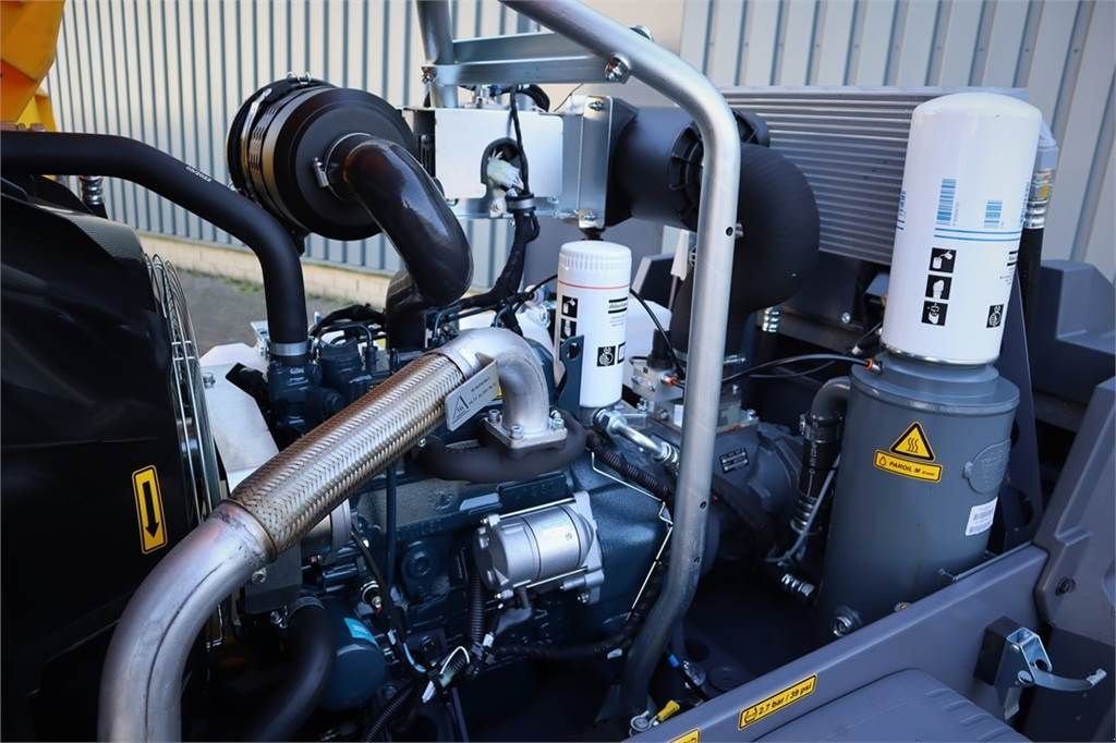 Kompressor des Typs Atlas Copco XAS 58-7 Valid inspection, *Guarantee! Diesel, Vol, Gebrauchtmaschine in Groenlo (Bild 4)