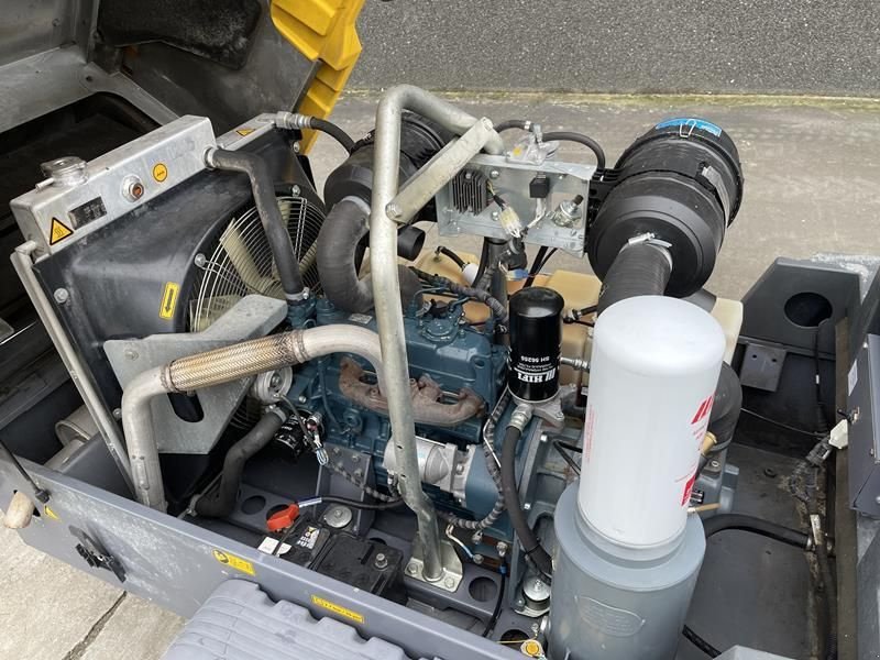 Kompressor van het type Atlas Copco XAS 58 KD, Gebrauchtmaschine in Waregem (Foto 11)