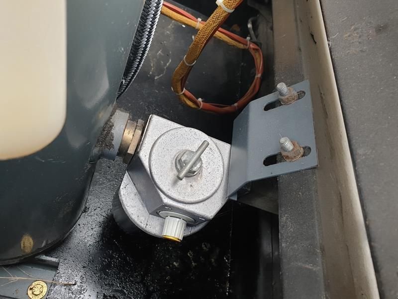 Kompressor of the type Atlas Copco XAS 67 DD - G, Gebrauchtmaschine in Waregem (Picture 9)