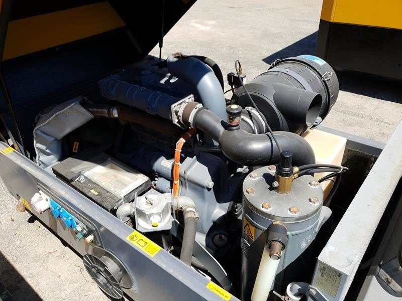 Kompressor van het type Atlas Copco XAS 67 DD - N - G BOX, Gebrauchtmaschine in Waregem (Foto 6)