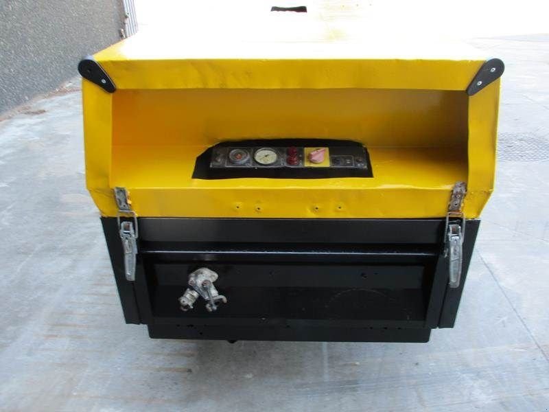 Kompressor tipa Atlas Copco XAS 67 DD, Gebrauchtmaschine u Waregem (Slika 6)