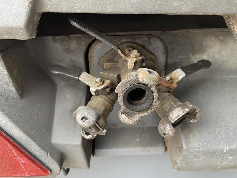 Kompressor of the type Atlas Copco XAS 87 KD, Gebrauchtmaschine in Waregem (Picture 9)