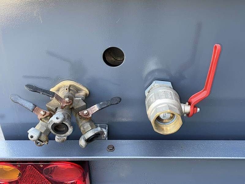 Kompressor tip Atlas Copco XATS 138 KD - N, Gebrauchtmaschine in Waregem (Poză 9)