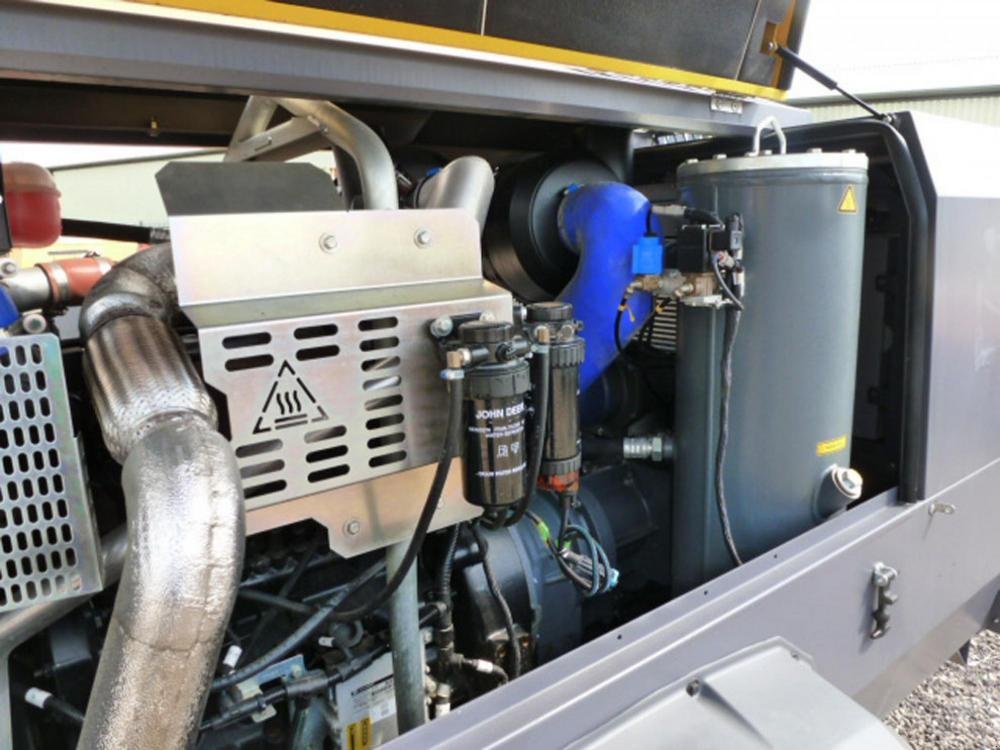 Kompressor типа Atlas Copco XATS 288, Gebrauchtmaschine в San Donaci (Фотография 5)
