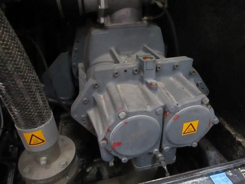 Kompressor of the type Atlas Copco XATS 376 CD, Gebrauchtmaschine in Waregem (Picture 9)