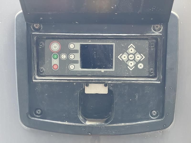 Kompressor van het type Atlas Copco XAVS 186 ST IV JD - N, Gebrauchtmaschine in Waregem (Foto 9)